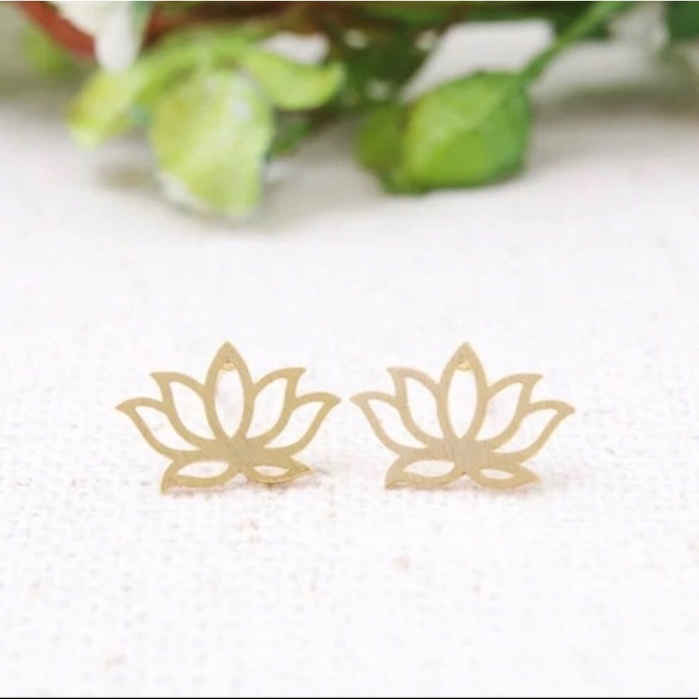 Gold Tone Lotus Flower Stud Earrings